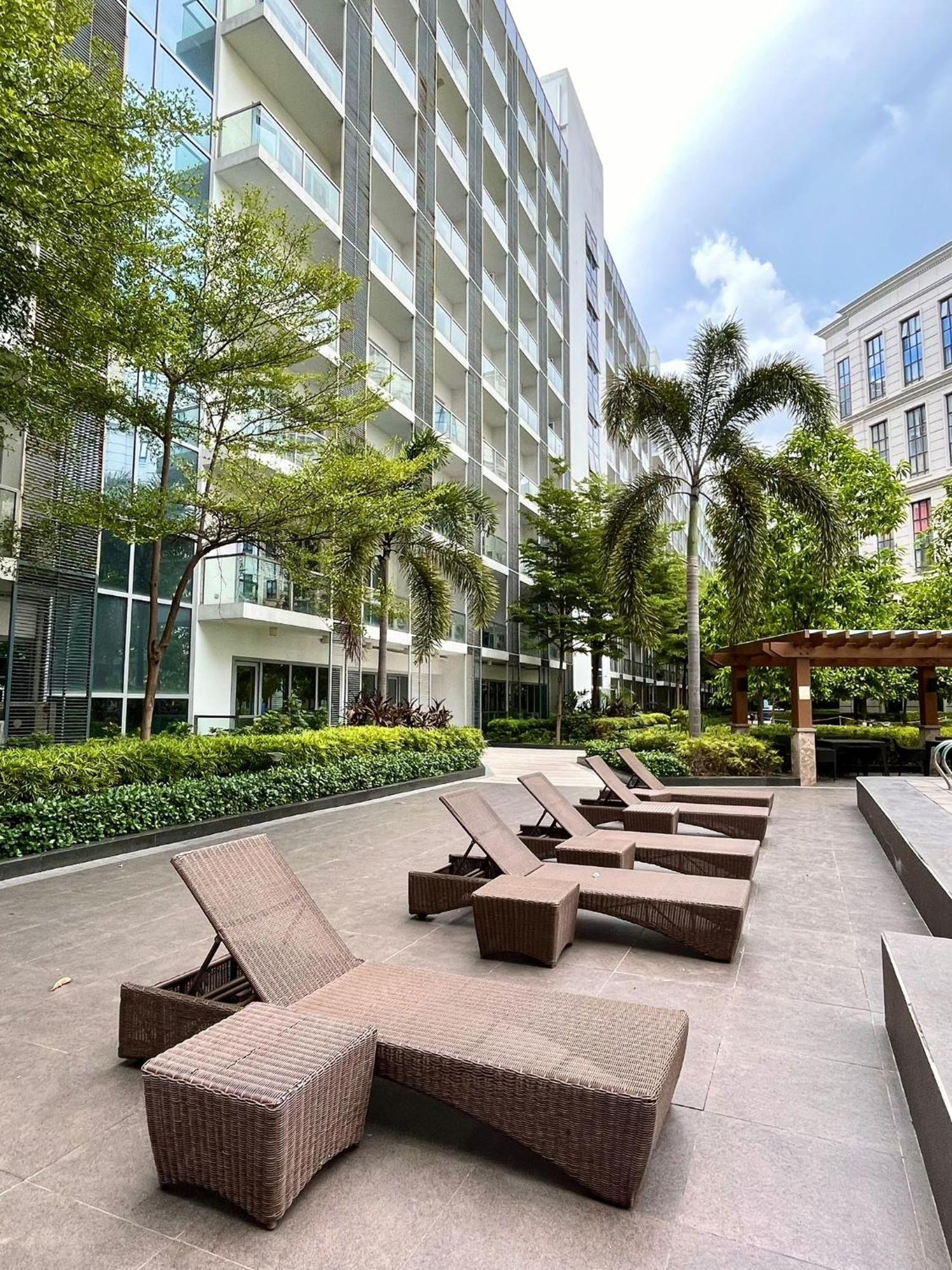 Studio At 81 Newport Boulevard Near Naia With Free Access To All Amenities Up To 2 Pax Manila Esterno foto