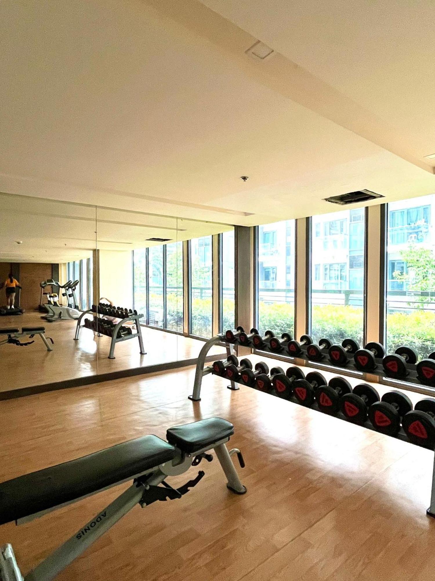 Studio At 81 Newport Boulevard Near Naia With Free Access To All Amenities Up To 2 Pax Manila Esterno foto